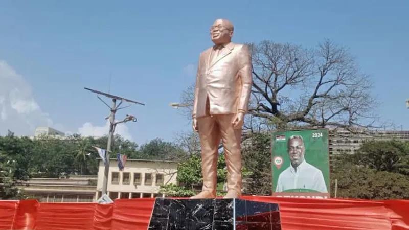 OUTRAGE IN GHANA AS PRESIDENT UNVEILS PERSONAL STATUE